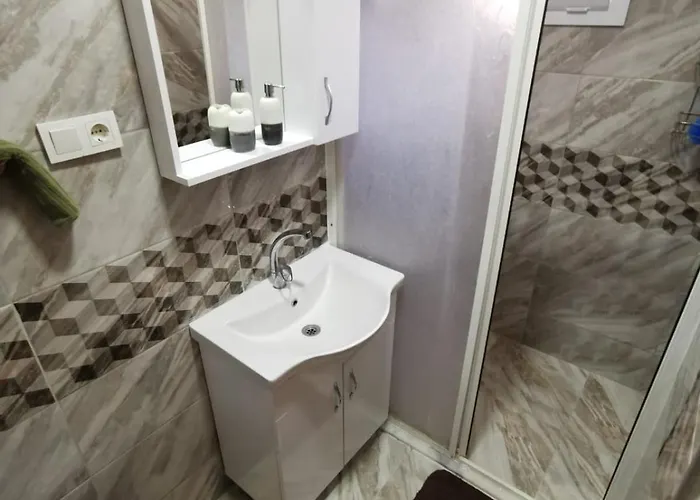 Denize 40m Dsi Tmo Kamp Yani , Aile Icin Uygun Alkolsuez, 2 Klima Gumuldur